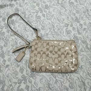 Coach Wristlet | NWOT